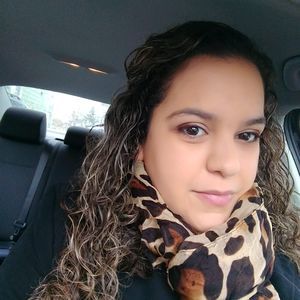 Meet your Posher, Leigh-anne